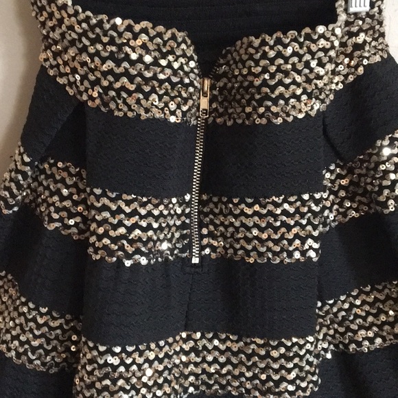 Sequin skater skirt - Picture 3 of 5